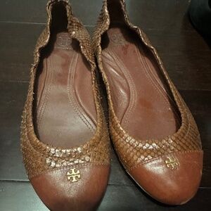 7m brown Tory Burch flats
